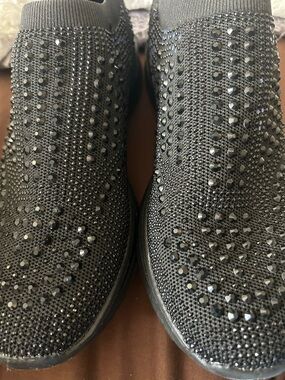 Belos Black Rhinestone Slip On Sneakers Size 7 Never Worn Memory Foam Crystal